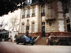 CHATEAU_EXT_PRESENT[1]